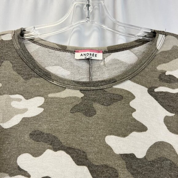 Andree 3/4 Dolman Sleeve Camouflage Top Cinched Waist Womens Size Small - Picture 3 of 9